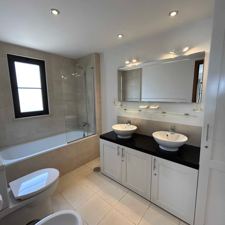 Cape Verde Properties – Spectacular 4-Bed Beachfront Villa at Tortuga Beach Resort, Sal - bathroom view