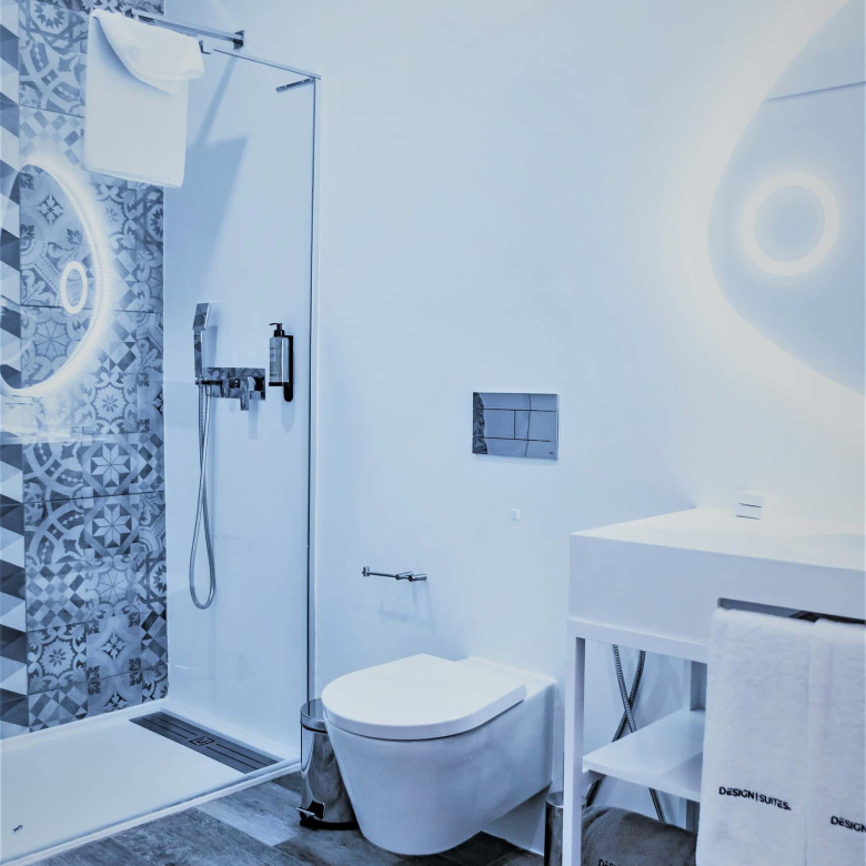 Property for Sale Cape Verde: Stylish Boutique Hotel in the Heart of Santa Maria - bathroom view