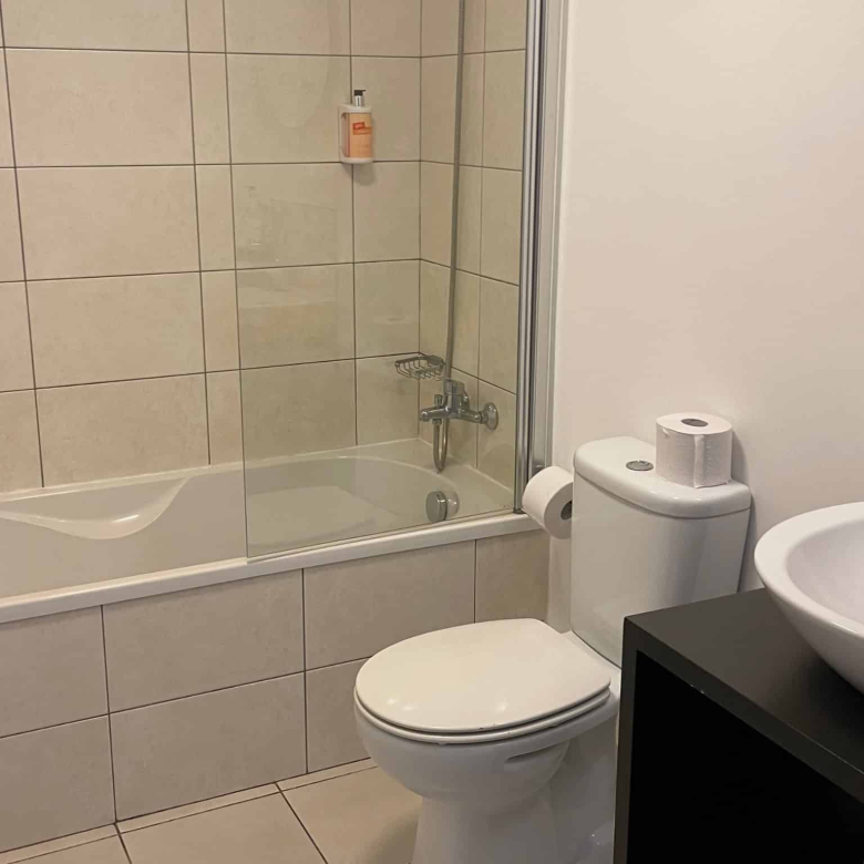 Cape Verde Properties - Fabulous Studio Apartment on the TUI Suneo Resort in Sal - bathroom view