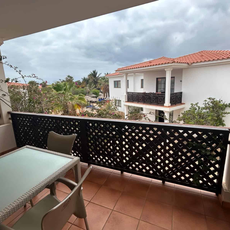 2 Bed Apartment Tortuga Beach Resort – Pool & Sunset Views