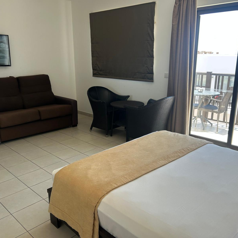 Melia Dunas Studio Apartment – Sea Views & Large West-Facing Balcony